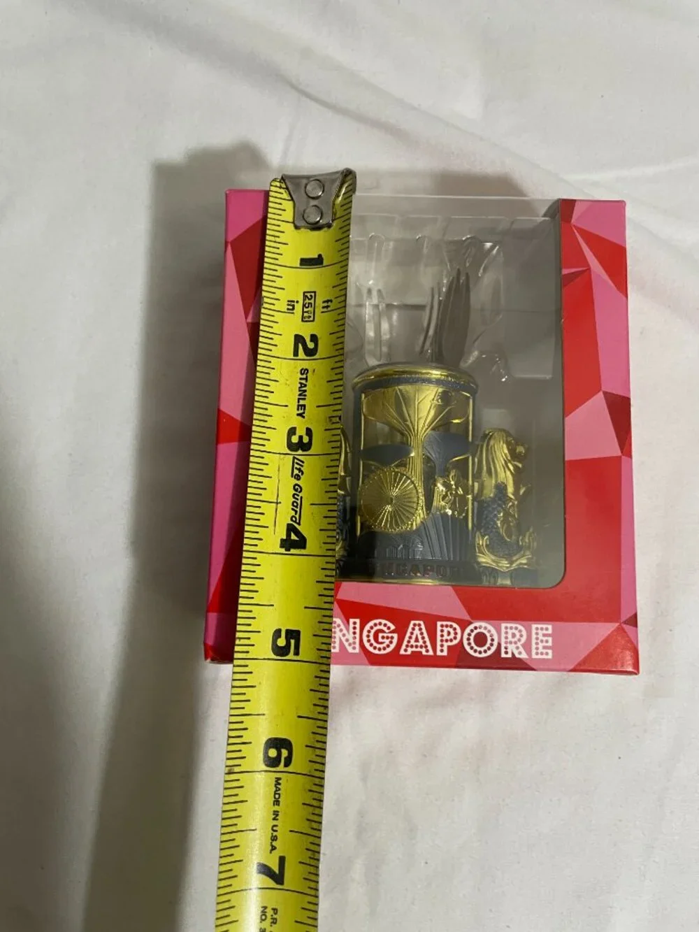 Singapore Merlion Fruit Pick Holder 6 Cocktail Forks Boxed Souvenir Set
